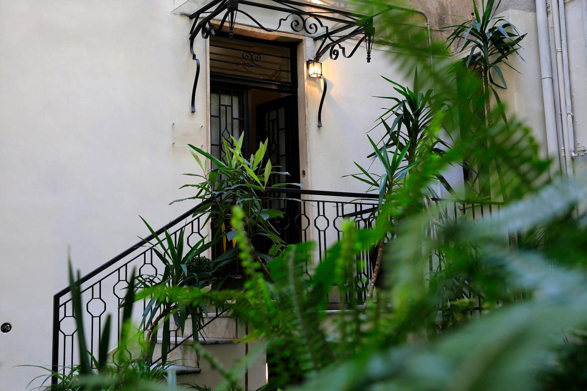 74 Crescenzio House Hotel Rome Exterior photo