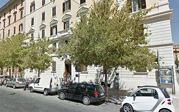 74 Crescenzio House Hotel Rome Exterior photo